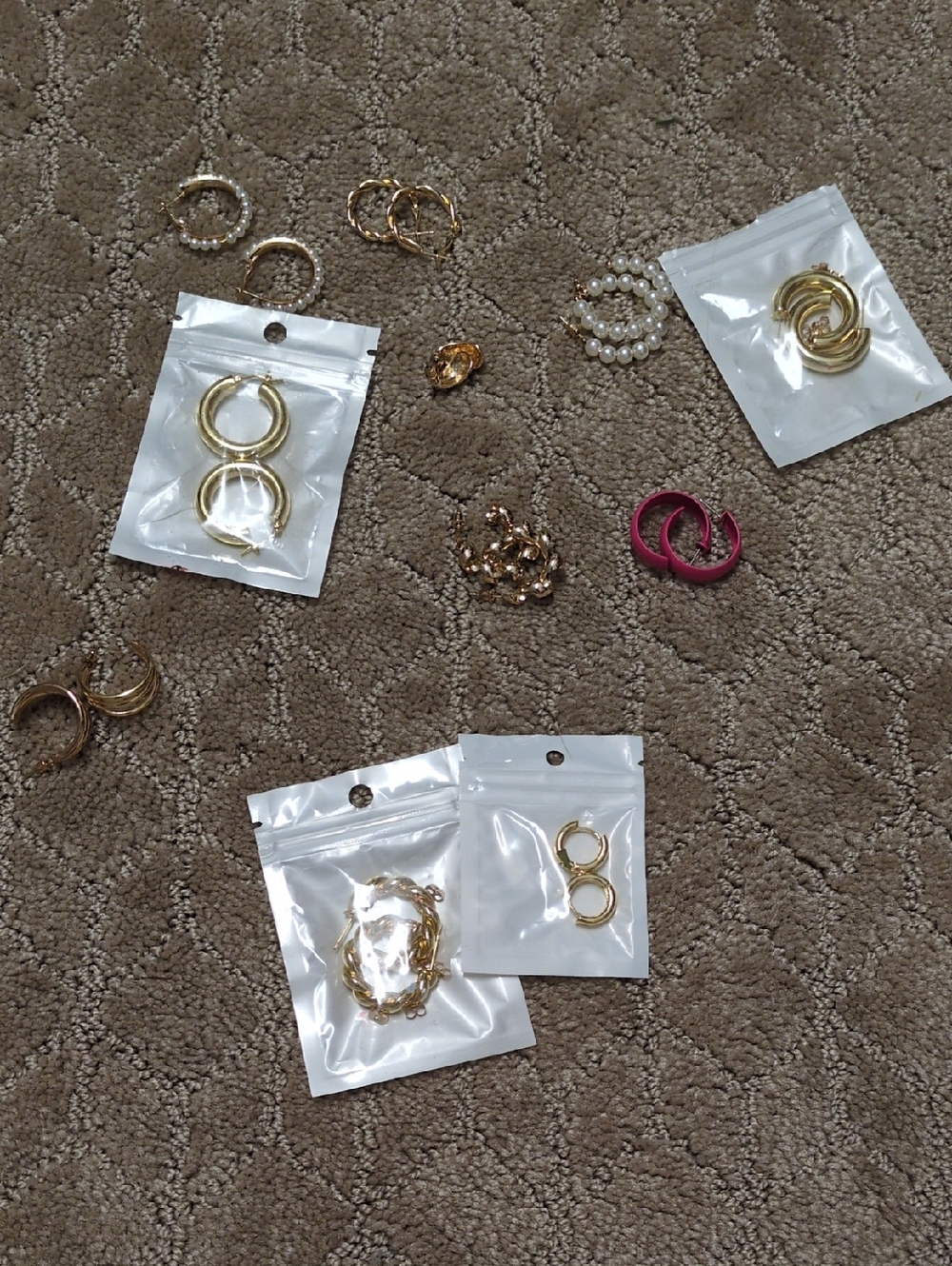 Fashion Jewelry Gold and Pink Mixed Earrings Set